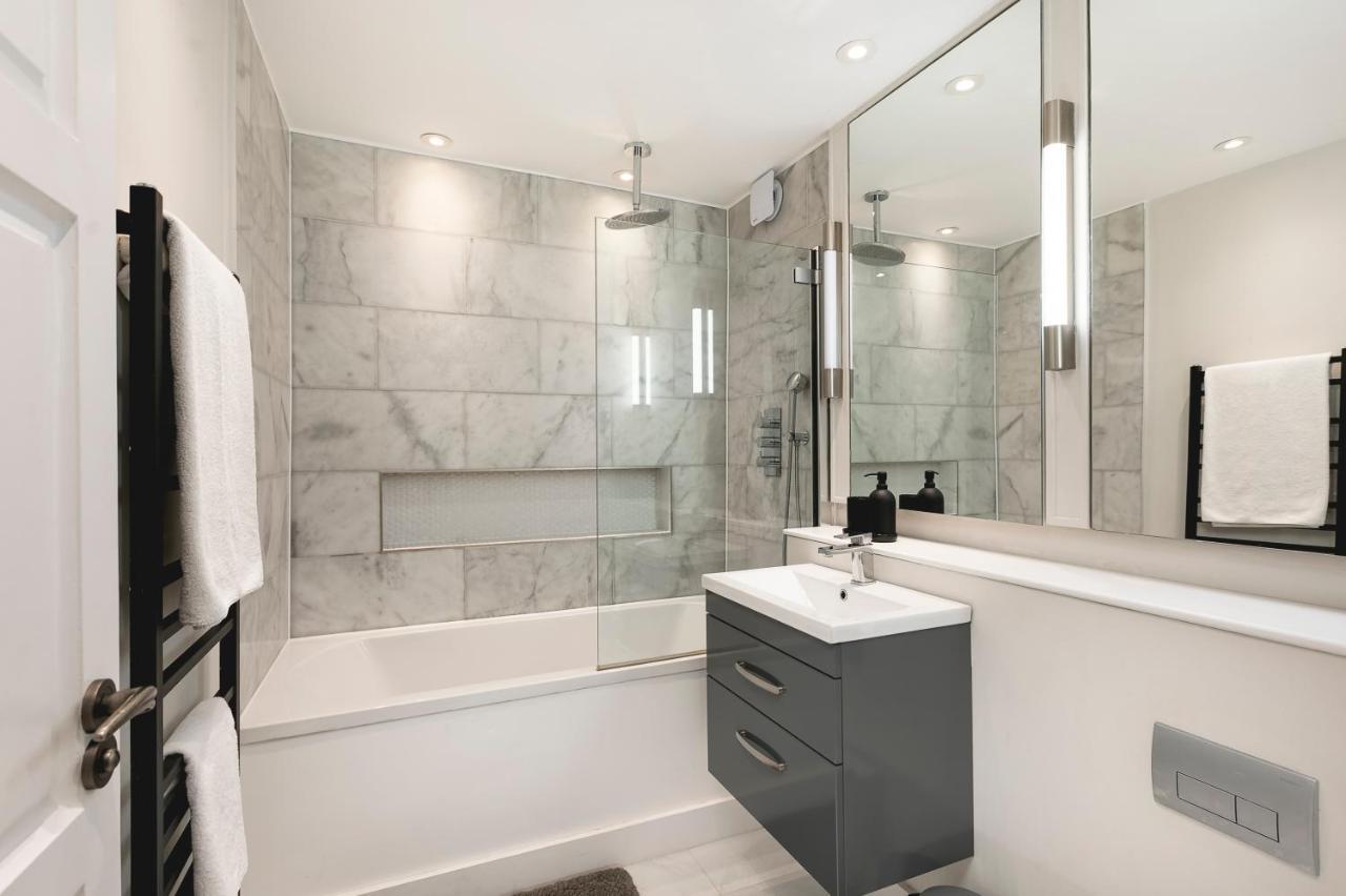 Penthousestays Chelsea - Luxury 2 Bedroom Apartment W/King Bed - Near King'S Road London Exteriör bild