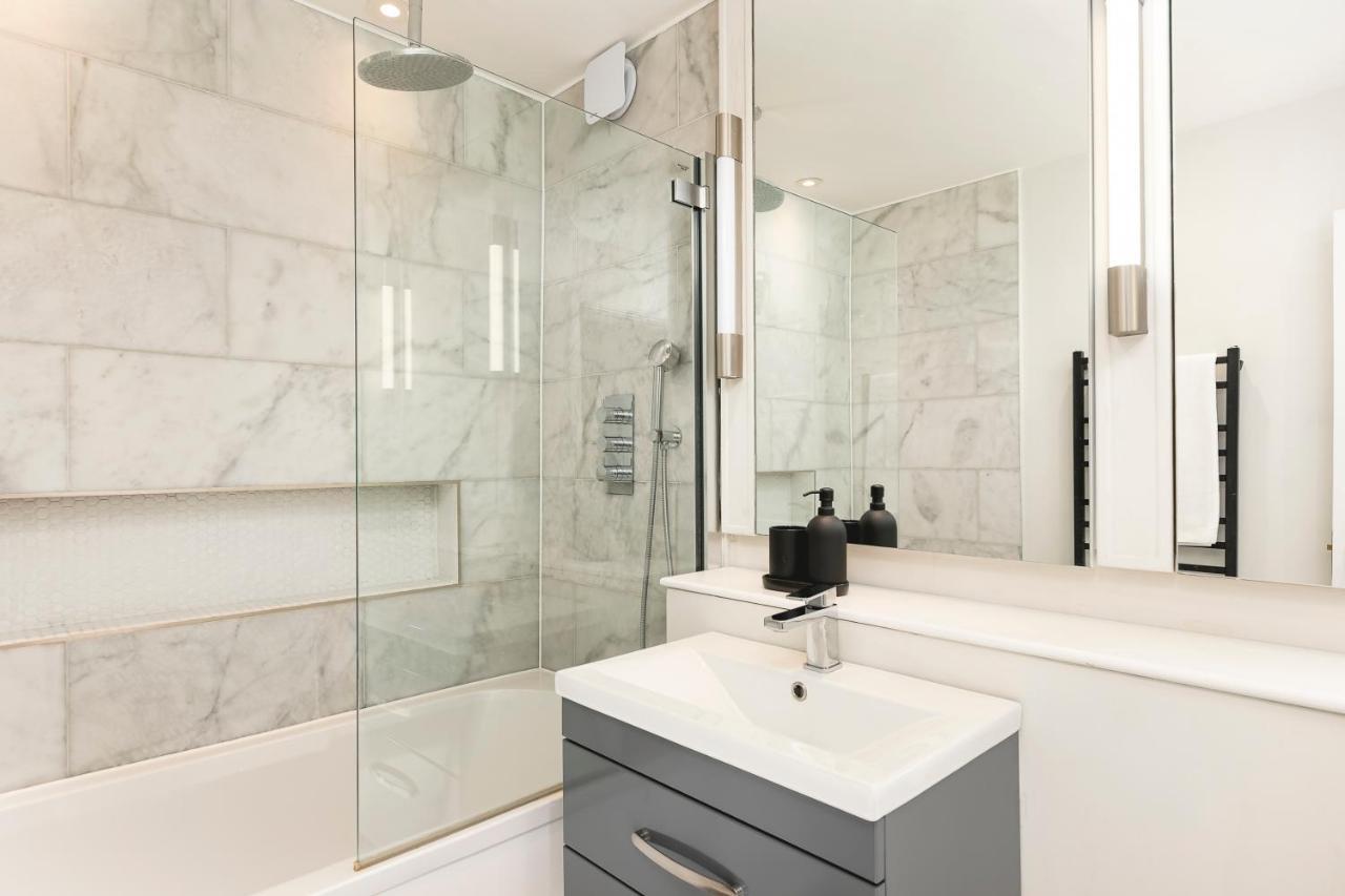 Penthousestays Chelsea - Luxury 2 Bedroom Apartment W/King Bed - Near King'S Road London Exteriör bild